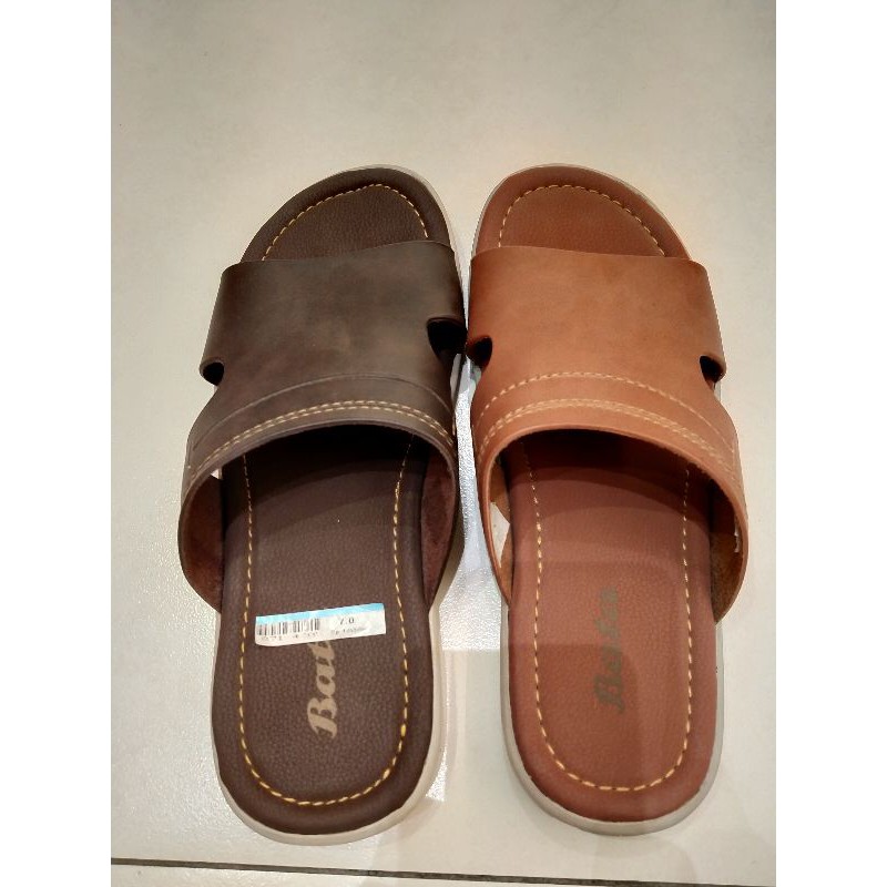 Sandal sepatu Bata