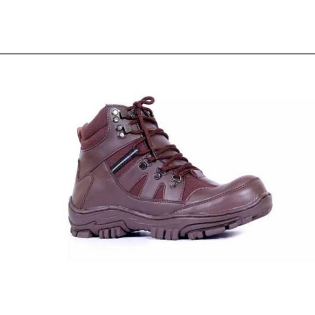 Sepatu Pria Boots terlaris crocodile armor ujung beai