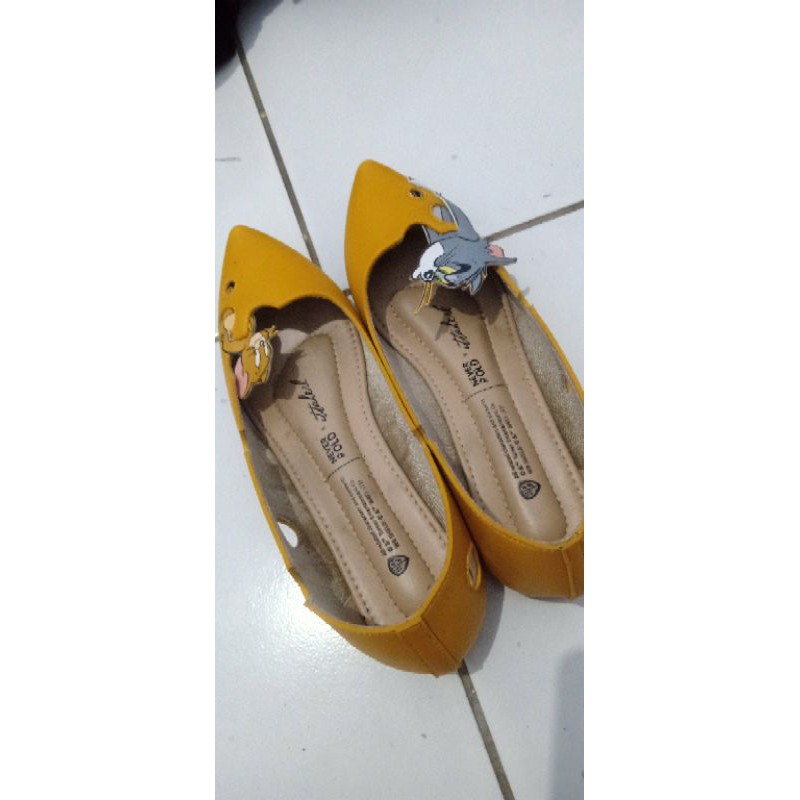 ittaherl sepatu-tom and jerry