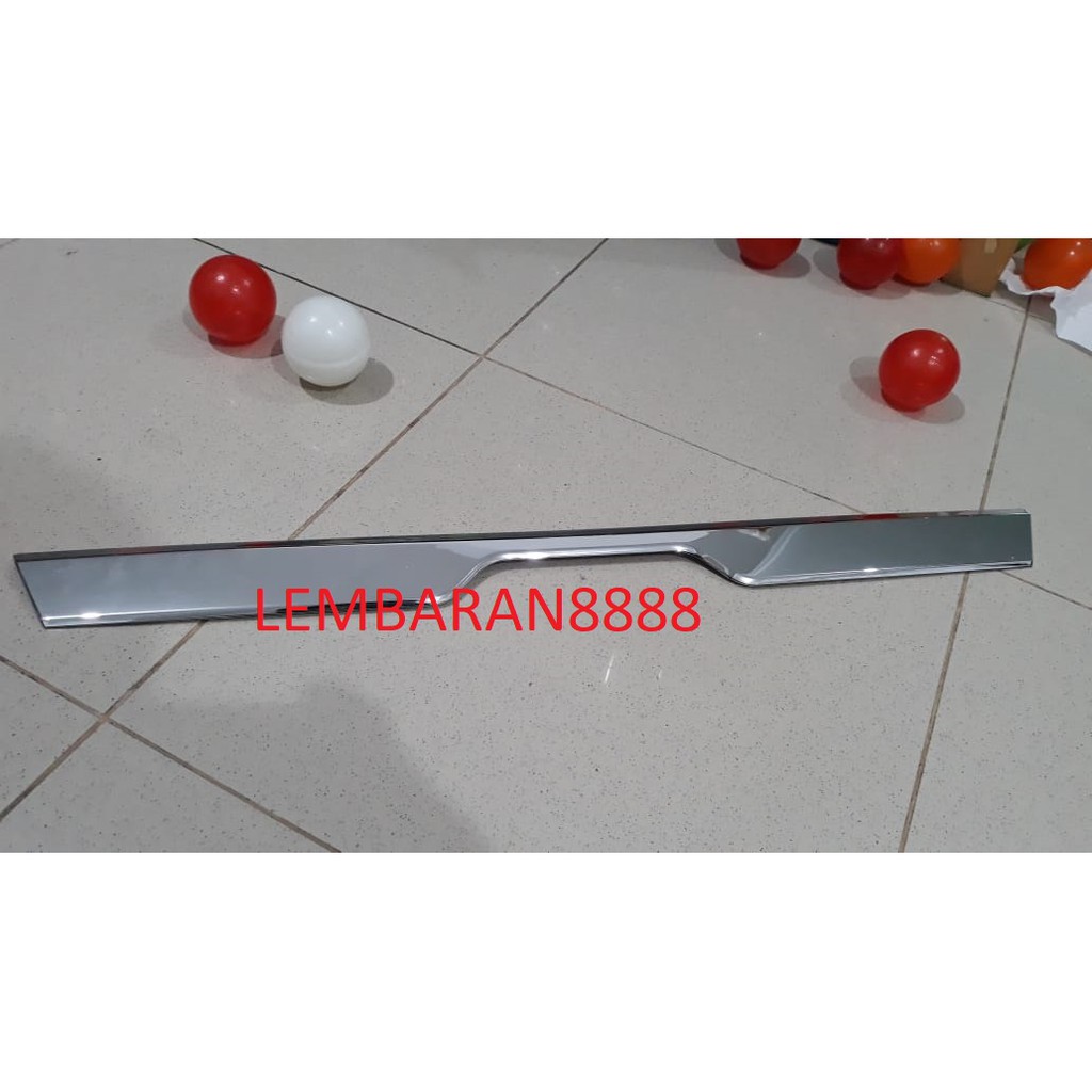 Lis List Chrome Bagasi Belakang Xpander Trunk Lid Chrome
