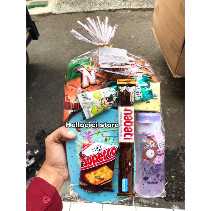 CANTIK LUNCH BOX + BOTOL MINUM PARCEL SNACK KEMASAN CARD ULANG TAHUN