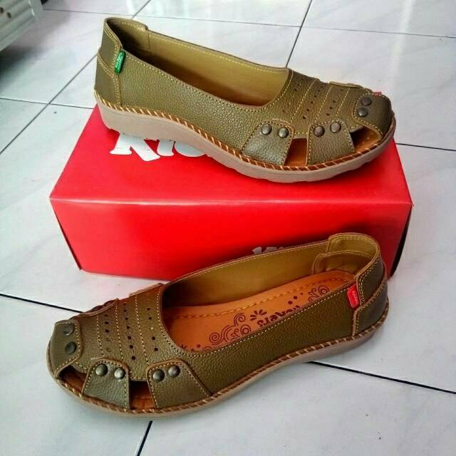 Sepatu pantofel kickers wanita pantopel casual vantovel kulit asli