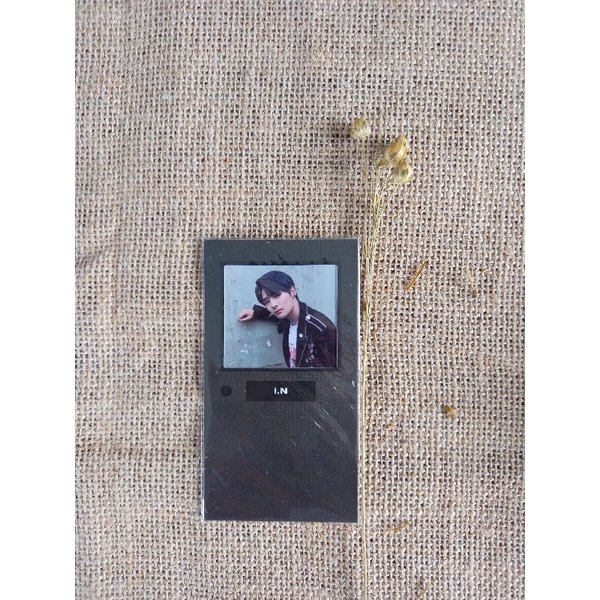 Frame limited jeongin in life stray kids