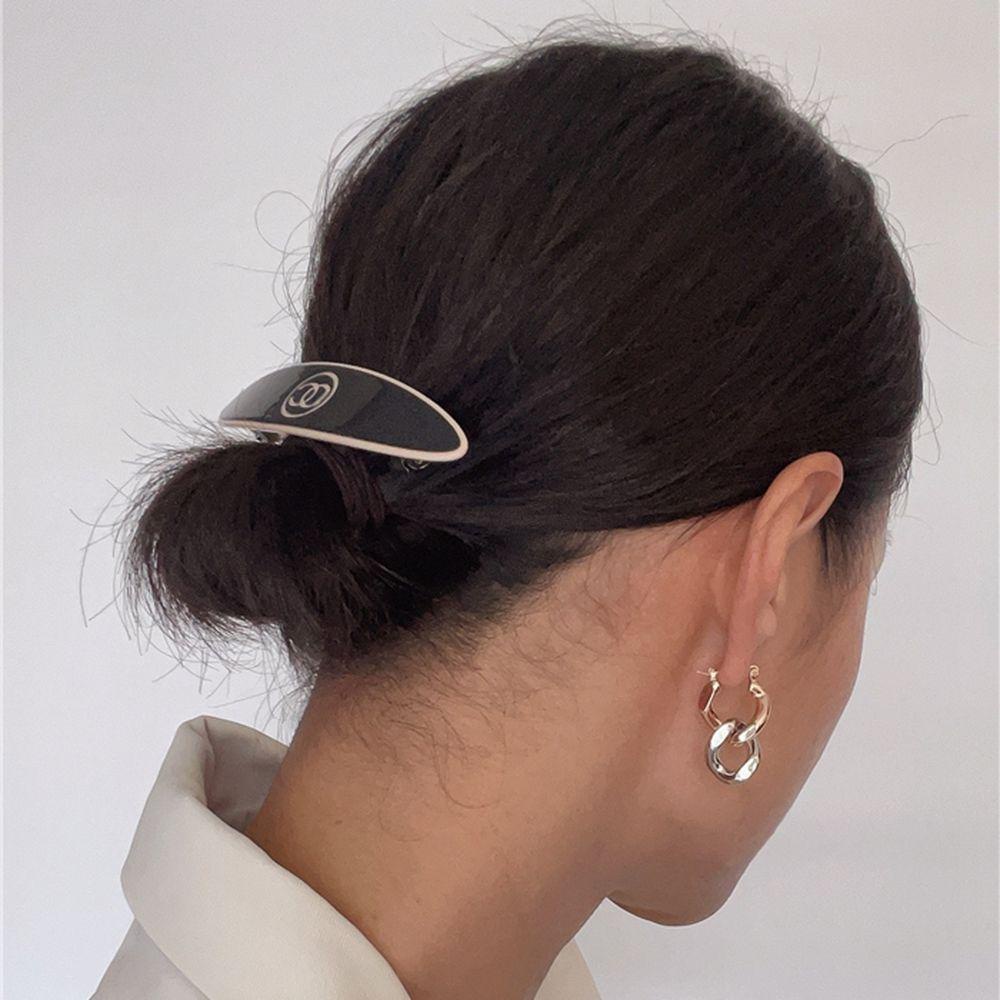 [Elegan] French Hairpin Elegant Wome Hair Claw Women Headwear Besar Musim Semi Klip Kecil Wangi Gaya C Surat Gaya Korea Hair Clip