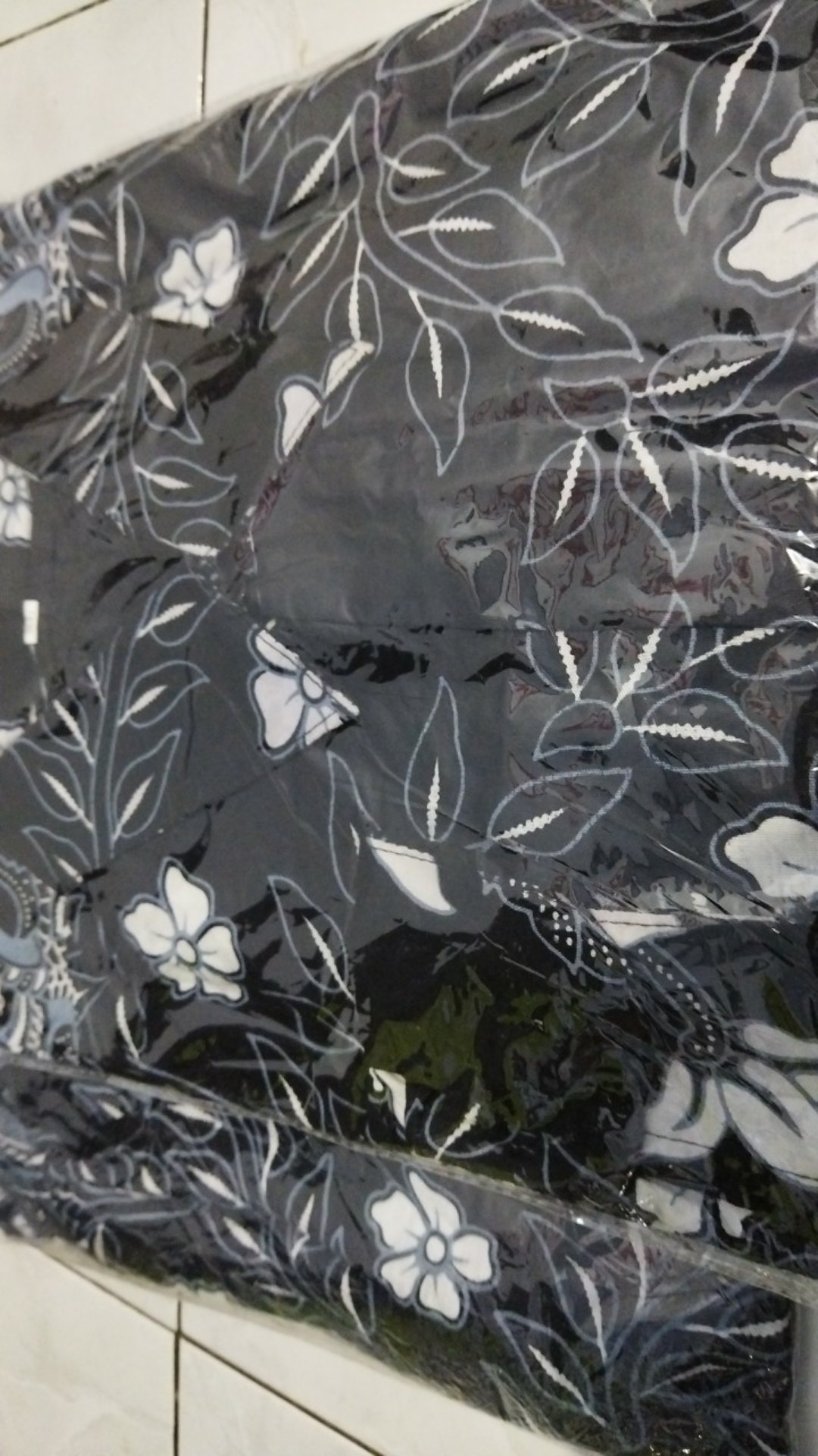 Baju Batik Couple Ayah Dan Anak Termurah Motif Manuk Tarung Putih