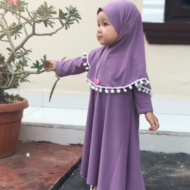 Gamis Pompom Dusty Purple
