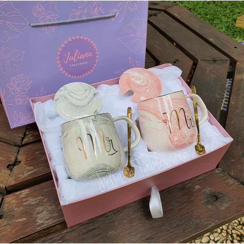 Cangkir Gelas Mug Couple MR MRS Set Keramik Marble (Bulat) Gift Box Wedding Hampers