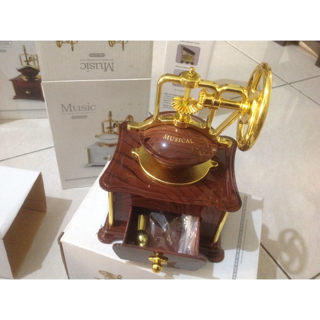 

Musical box/jewelry box/key box/vintage