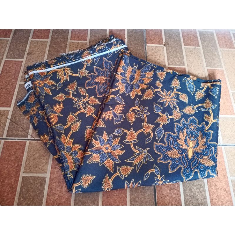 Kain Batik Halus Sutra