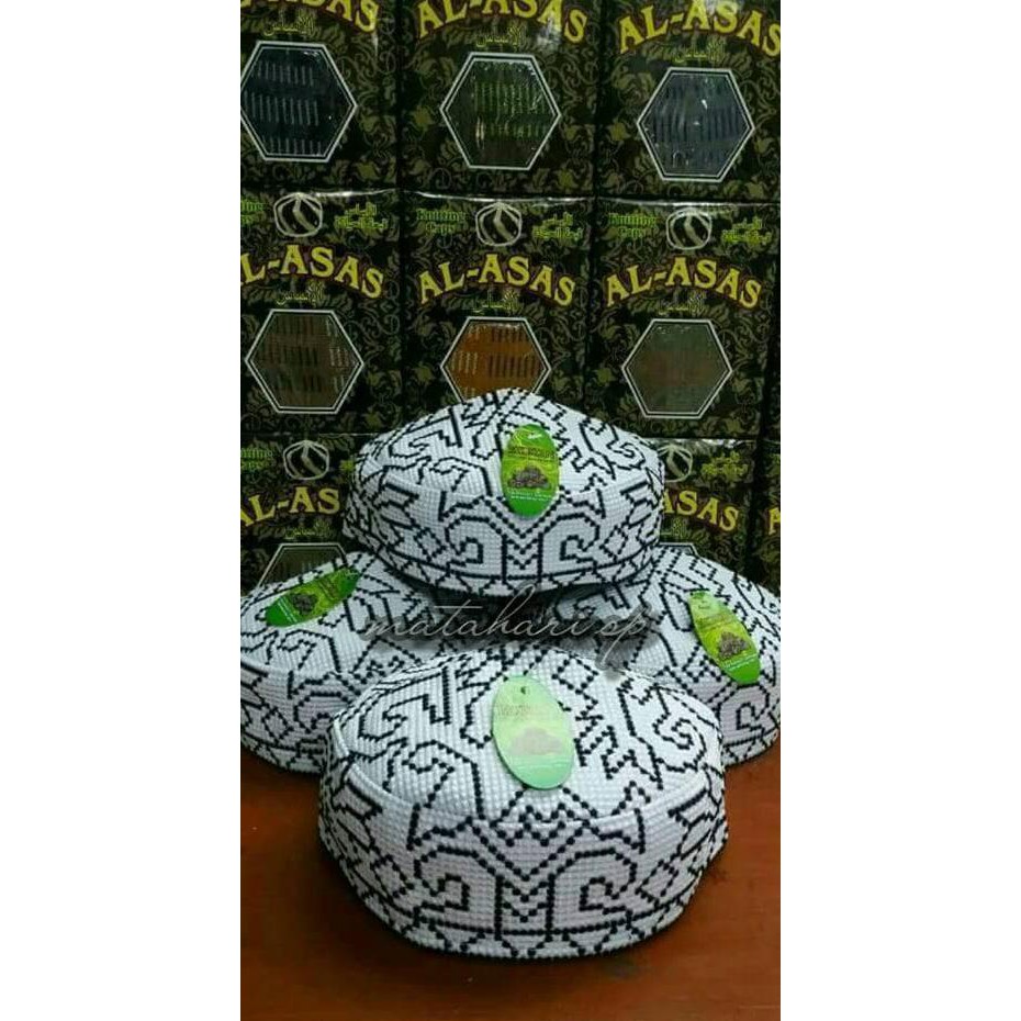 Super Sale  Peci Pakistan / peci rajut Pakistan / peci yaman / peci Songkok - Putih Terbaru