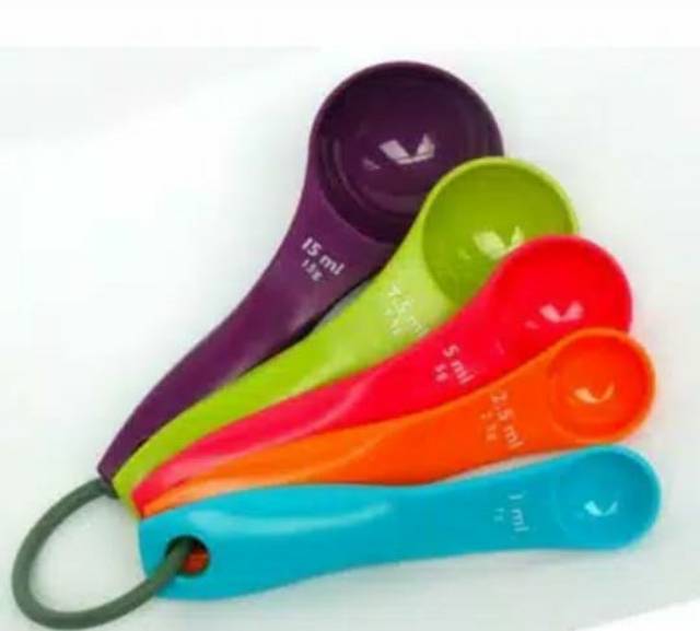 Alat Mpasi Sendok Takar Set / Measuring Spoon ( 1 set terdiri dari 5 sendok takar)