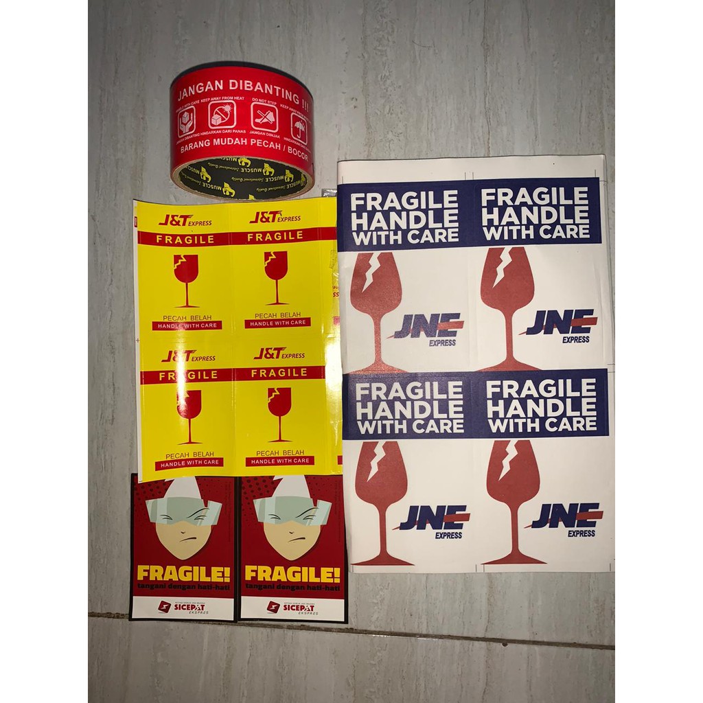 Extra Sticker Fragile /Stiker Pecah Belah Jangan di banting Handle With Care (TIDAK DIJUAL TERPISAH)