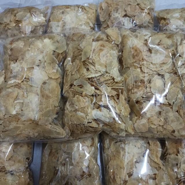 

EMPING MELINJO MENTAH SORTIRAN 1/2KG / REMUKAN EMPING MELINJO