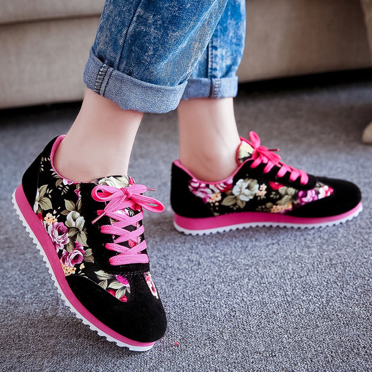  Sepatu Kets Wanita  Casual Motif Bunga Shopee Indonesia