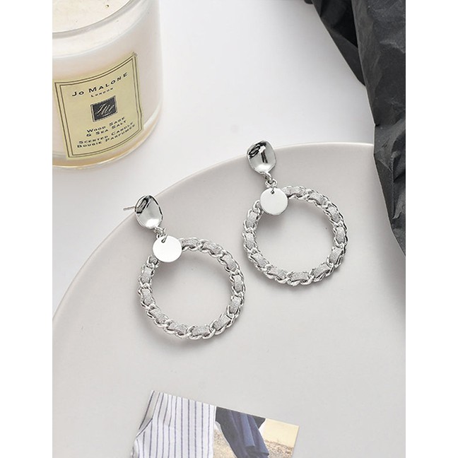 LRC Anting Tusuk Fashion Round Irregular Chain Earrings D77324