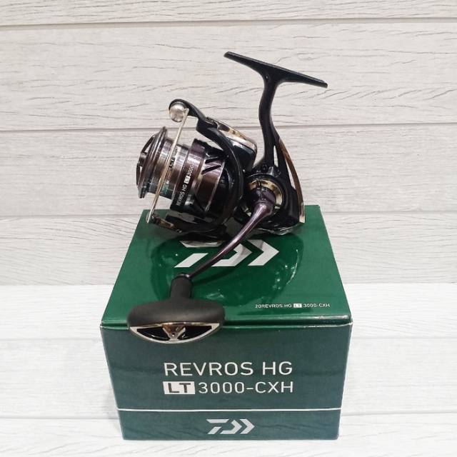 Reel Spinning DAIWA REVROS HG LT 3000-CXH
