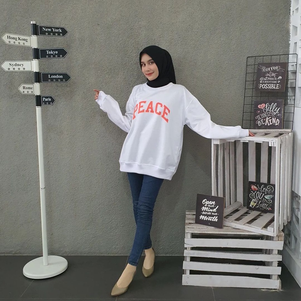 PEACE Sweater Switer Crewneck Oversize Pakaian Pria Wanita Fashion Terkini