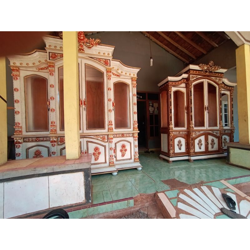 lemari hias kayu jati jepara