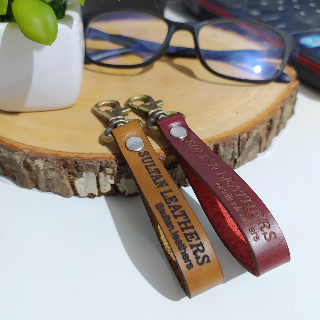 Gantungan Kunci Kulit / Costum Nama / Gantungan Kunci - Keychain Souvenir Pernikahan Sultan Leathers