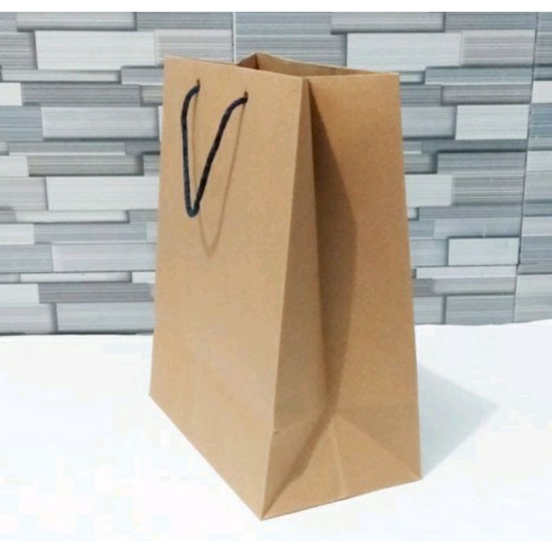 

[PEMBELIAN PER LUSIN] PAPERBAG POLOS COKLAT KRAFT R5 18X13x22