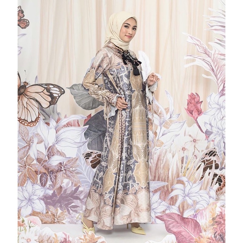 Russel dress  by wearing klamby