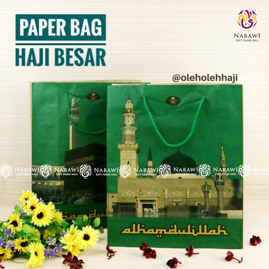 

Paper Bag Souvenir Haji Umroh Tali Jinjing Gambar Kakbah Tas Souvenir Ukuran Besar 1 Pcs