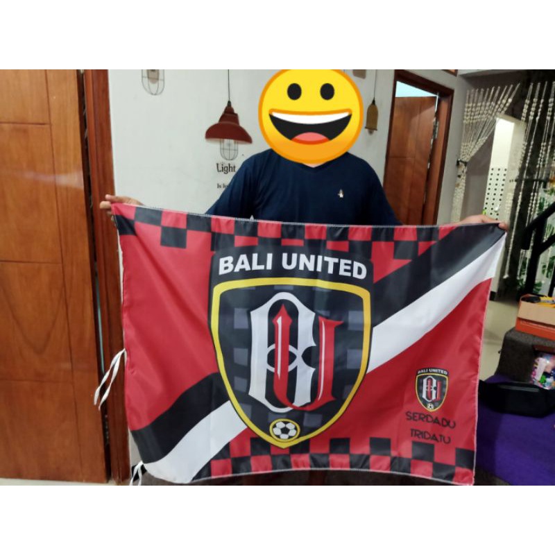 Bendera Bali United semeton dewata