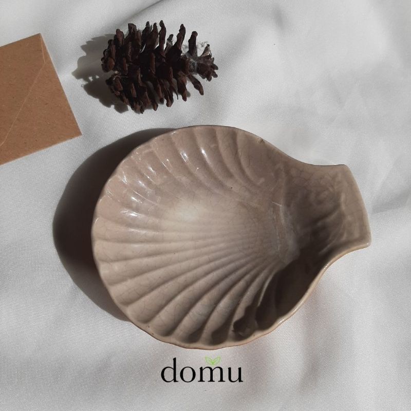 mangkok kerang antik barang antik barang kuno