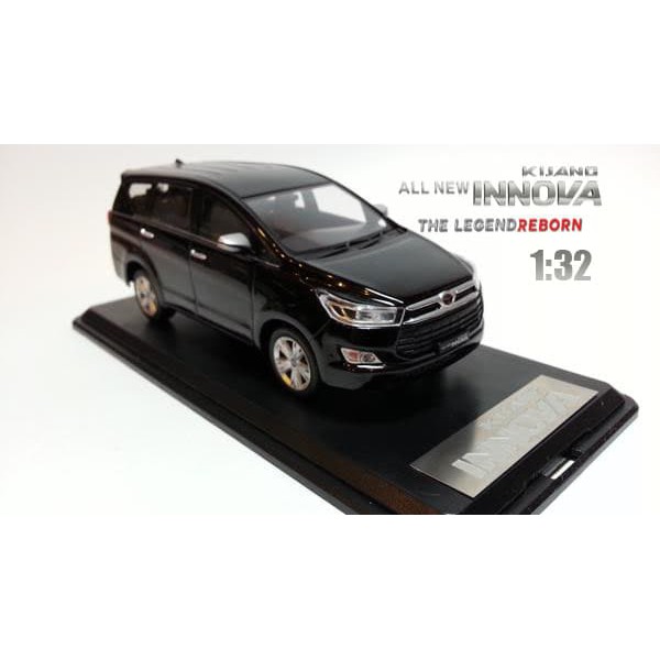 Diecast Miniatur Mobil Toyota Kijang Innova hitam 2016MN137