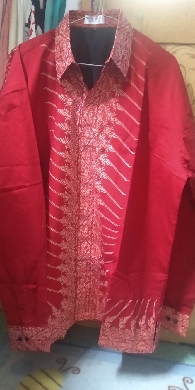Bangsawan Kemeja Batik Pria Lapis Furing Katun Primisima Batik Warna Marun Maroon Batik Modern