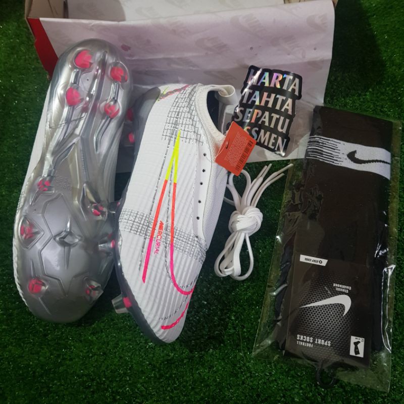 sepatu bola nike mercurial