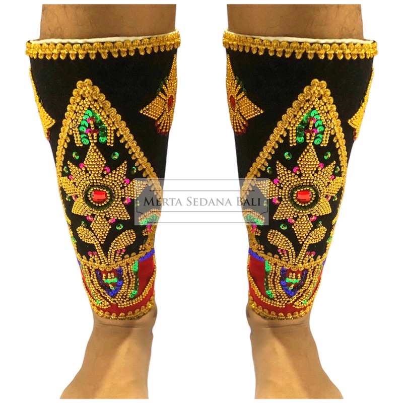 Stewel Beludru Payet Tari Baris / Hiasan Kaki Penari Tupeng Khas Bali
