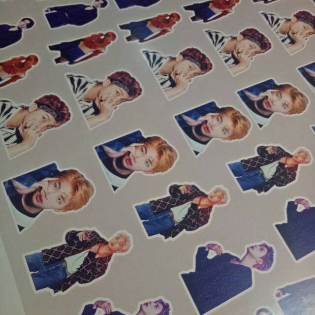 

CETAK STIKER BTS