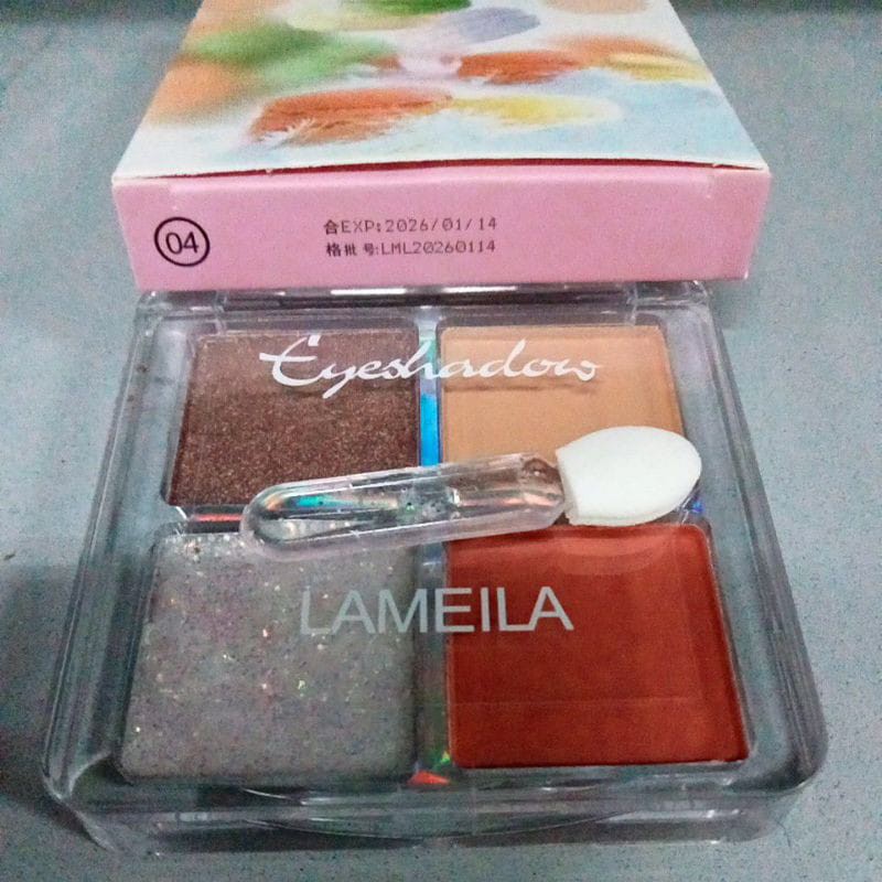 LAMEILA 4 CLOR AVOCADO EYESHADOW DISK MATTE/SHIMMER FRUIT EYES HK3049