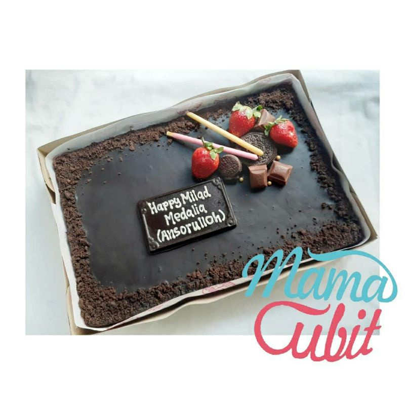 

Brownies kukus/ kue ultah/ kue ulang tahun/ hampers/ birthday cake