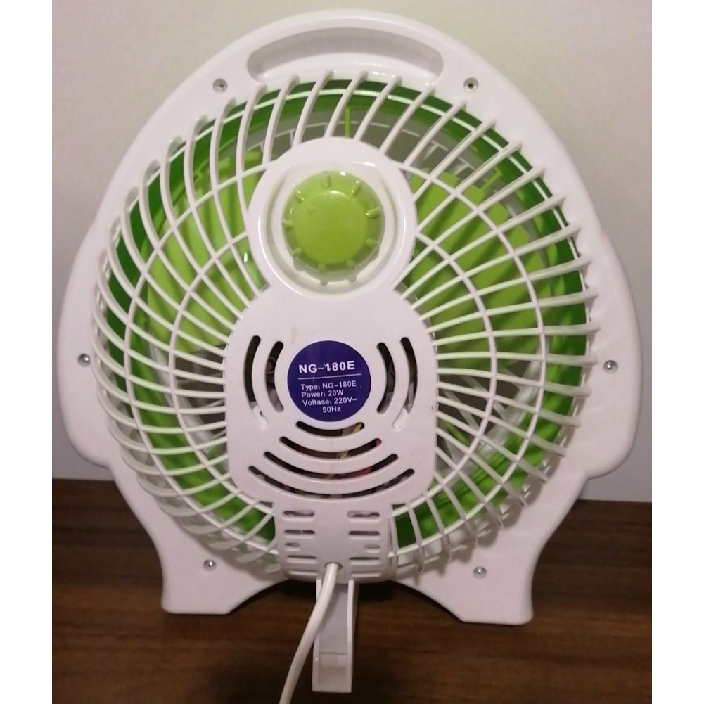 Kipas Angin Karakter Mini Fan Listrik 10Inch