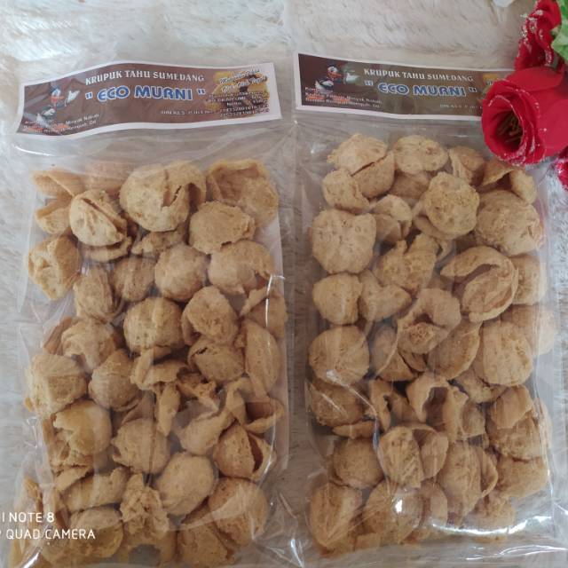 

Oleh oleh Keripik tahu ECo Murni
