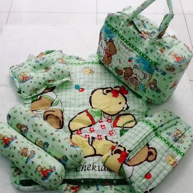 Perlengkapan Bayi 4in1 Tas Bantal Guling Gendongan Alas 