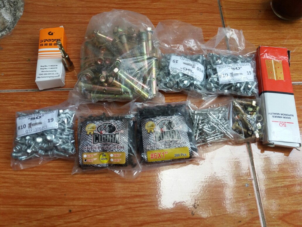 Engsel Pintu  So  Emas / Ss [ Tebal ] 5 X 2,5mm Perpasang