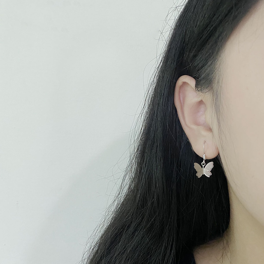 Anting Tusuk Gantung Desain Kupu-Kupu Gaya Peri / simple Untuk Wanita