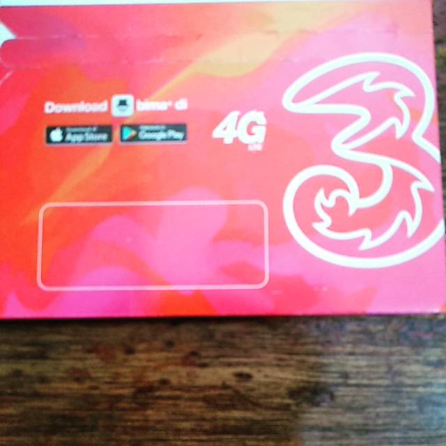 KARTU PERDANA TRI JANET