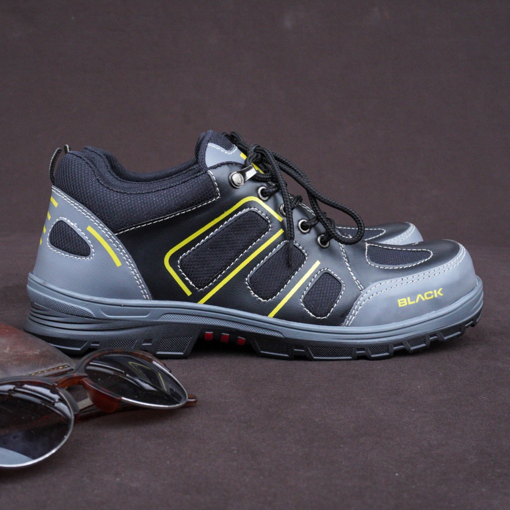 Black Force Elder Hitam - Sepatu Boots Pendek Safety Ujung Besi Bikers Hiking Gunung Kerja Laki -COD