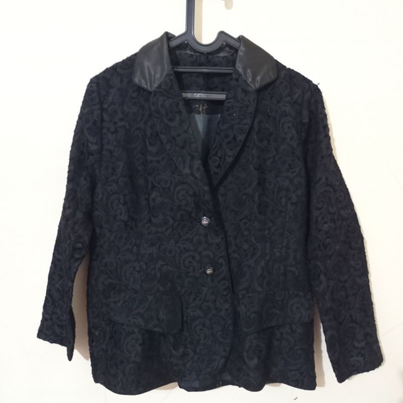 blazer bunga