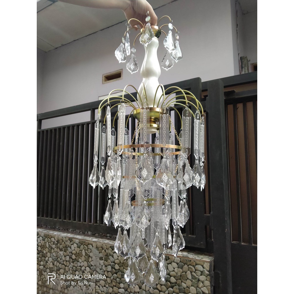 Lampu hias gantung M 10"  Lampu gantung  Lampukristal  lampu ruang tamu  Lampu langit langit  Lampu hias bandung  Lampu hias kristal akrilik  Lampu gantung kristal  Lampu hias cantik  Lampu plafon  Lampu kamar tidur  Lampu model air mancur