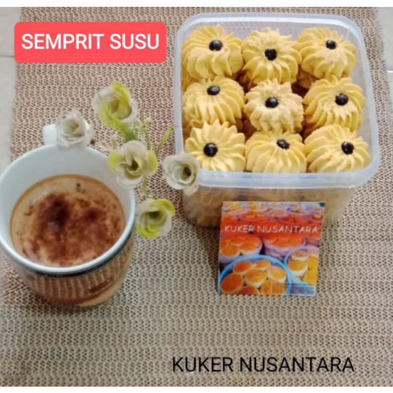 

KUE KERING SEMPRIT SUSU 550GR