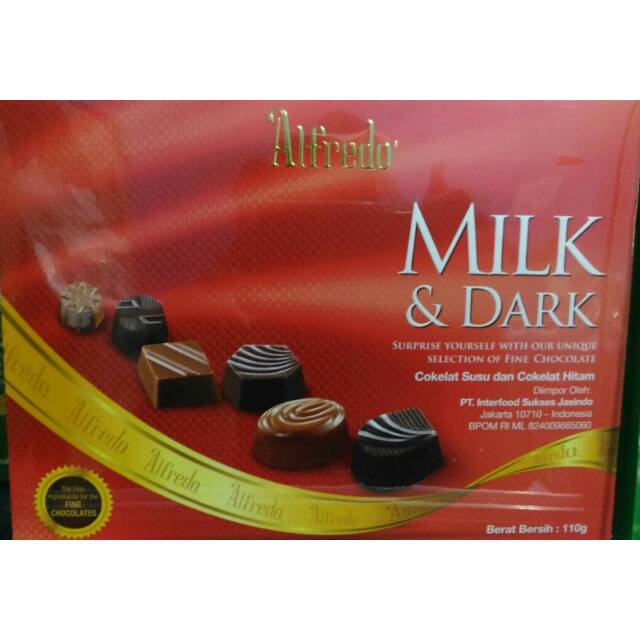 

Coklat alfredo milk and dark 100gr praline full chocolate import malaysia