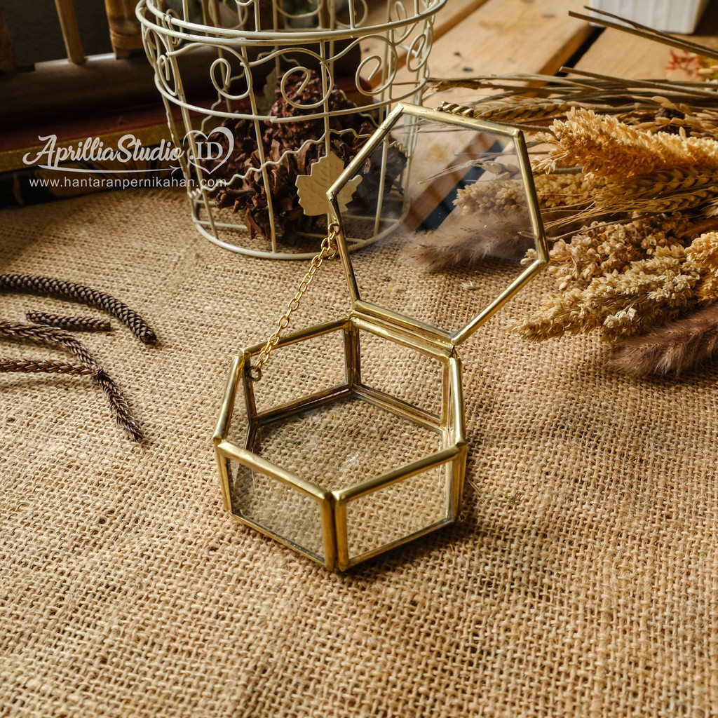 Terarium | Kotak Cincin Mini Squari Segi 6