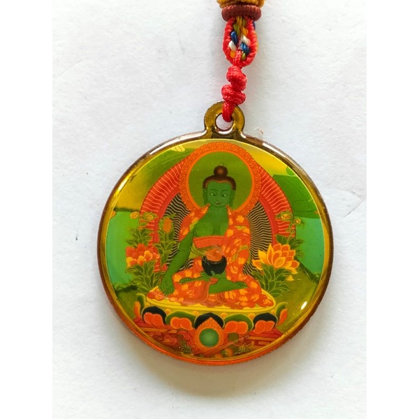 Liontin Buddha Sakyamuni