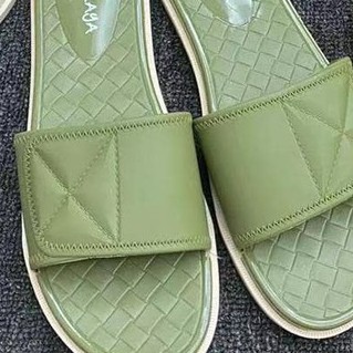 Sandal Slop Jelly Wanita Ban Polos motif Alas anyam empuk super elegant Import Mokaya / size 37-41 (2178)-Hijau