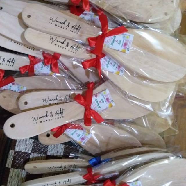 Sovenir centong kayu nasi termodern dan unik murah dan praktis